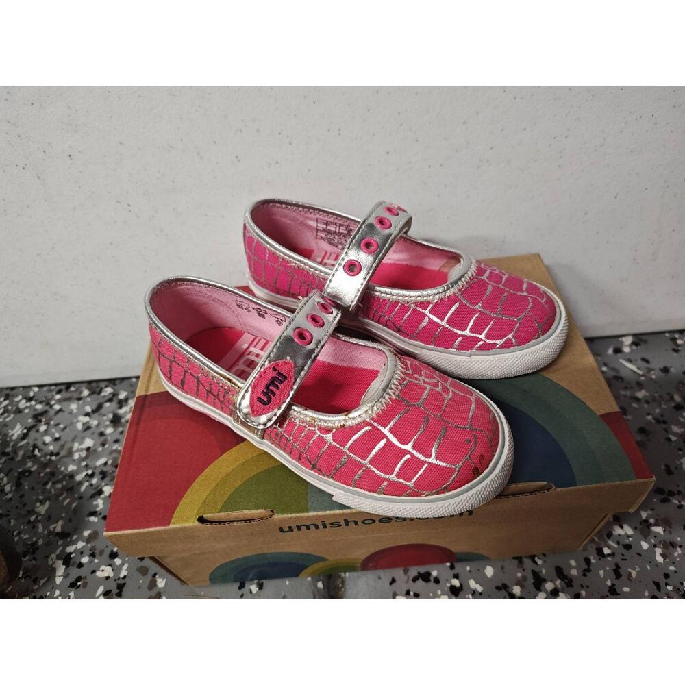 Umi Halina A Mary Jane Pink Silver Crocodile Canvas US 9 Sneakers Hook Loop